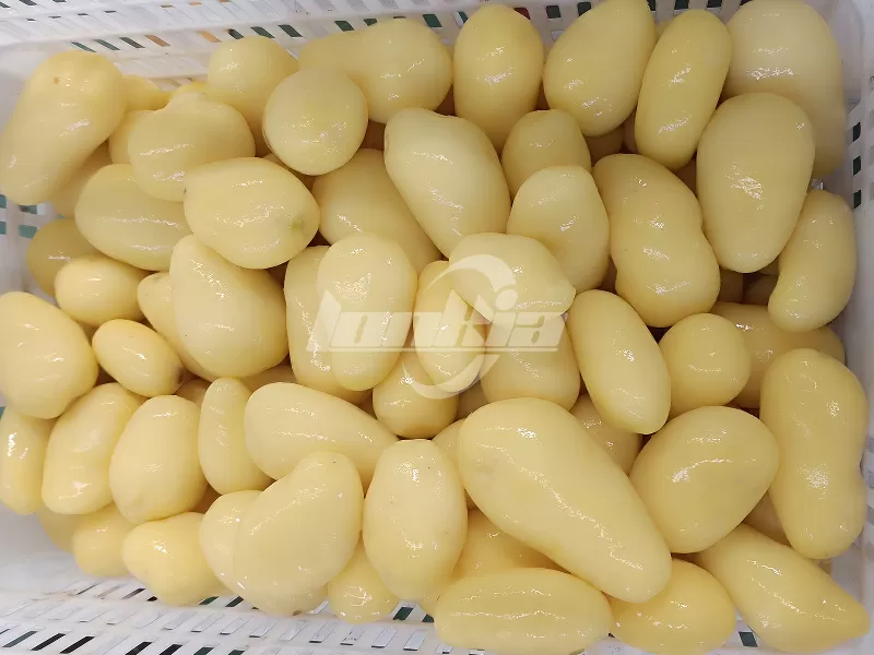 Steam peeling effect of potatoes