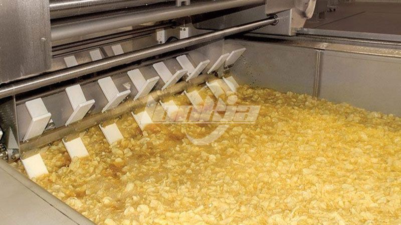 French fries frying line
